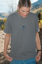 Load image into Gallery viewer, Mountain Biking Frog Tee - Gray
