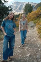 Load image into Gallery viewer, Blue Bison Seal Tee - Brown