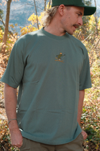 Load image into Gallery viewer, Frog Gone Skiin Tee - Green