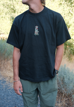 Load image into Gallery viewer, Frog Sippin' A Cold One Tee