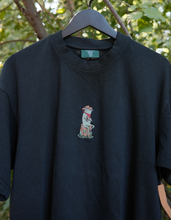 Load image into Gallery viewer, Frog Sippin' A Cold One Tee