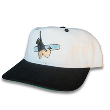 Load image into Gallery viewer, Snowboarding Frog Hat
