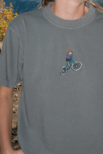 Load image into Gallery viewer, Mountain Biking Frog Tee - Gray
