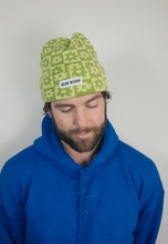 Load image into Gallery viewer, Flowers Beanie, Green

