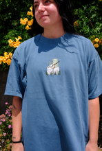 Load image into Gallery viewer, Banjo Playin’ Frog Tee
