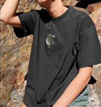 Load image into Gallery viewer, Ripper Frog Tee
