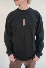 Load image into Gallery viewer, Frog Sippin&#39; a Cold One Long Sleeve
