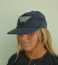 Load image into Gallery viewer, Fairy Frog Hat
