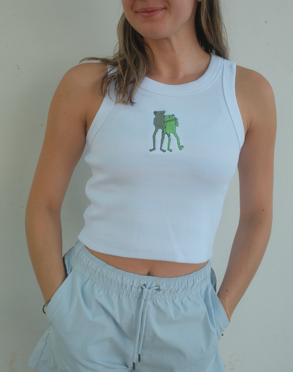 Couple Frog Tank